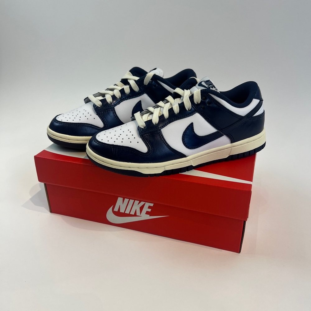 Nike Dunk Vintage Navy Sz. 6.5W